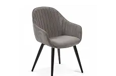 Стілець зі спинкою після чистки у Луцьку